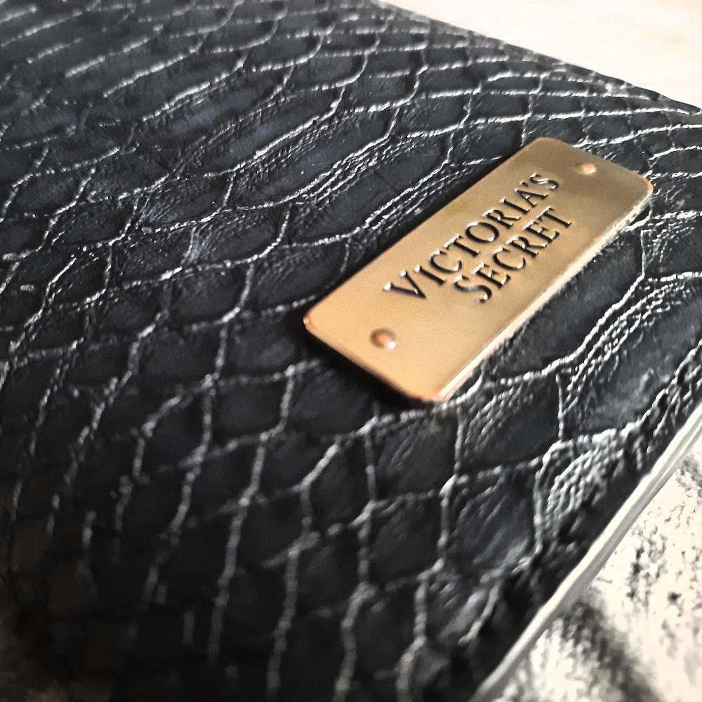 Victoria's Secret Snakeskin Wallet/Passport Holder